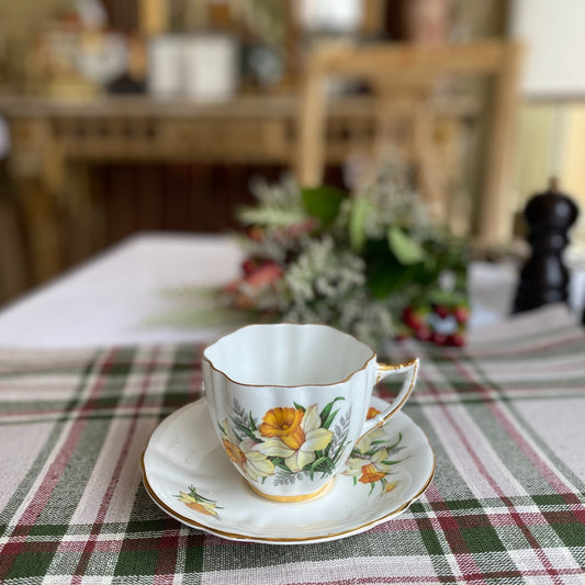 Royal Westminster Bone China England Teacup & Saucer