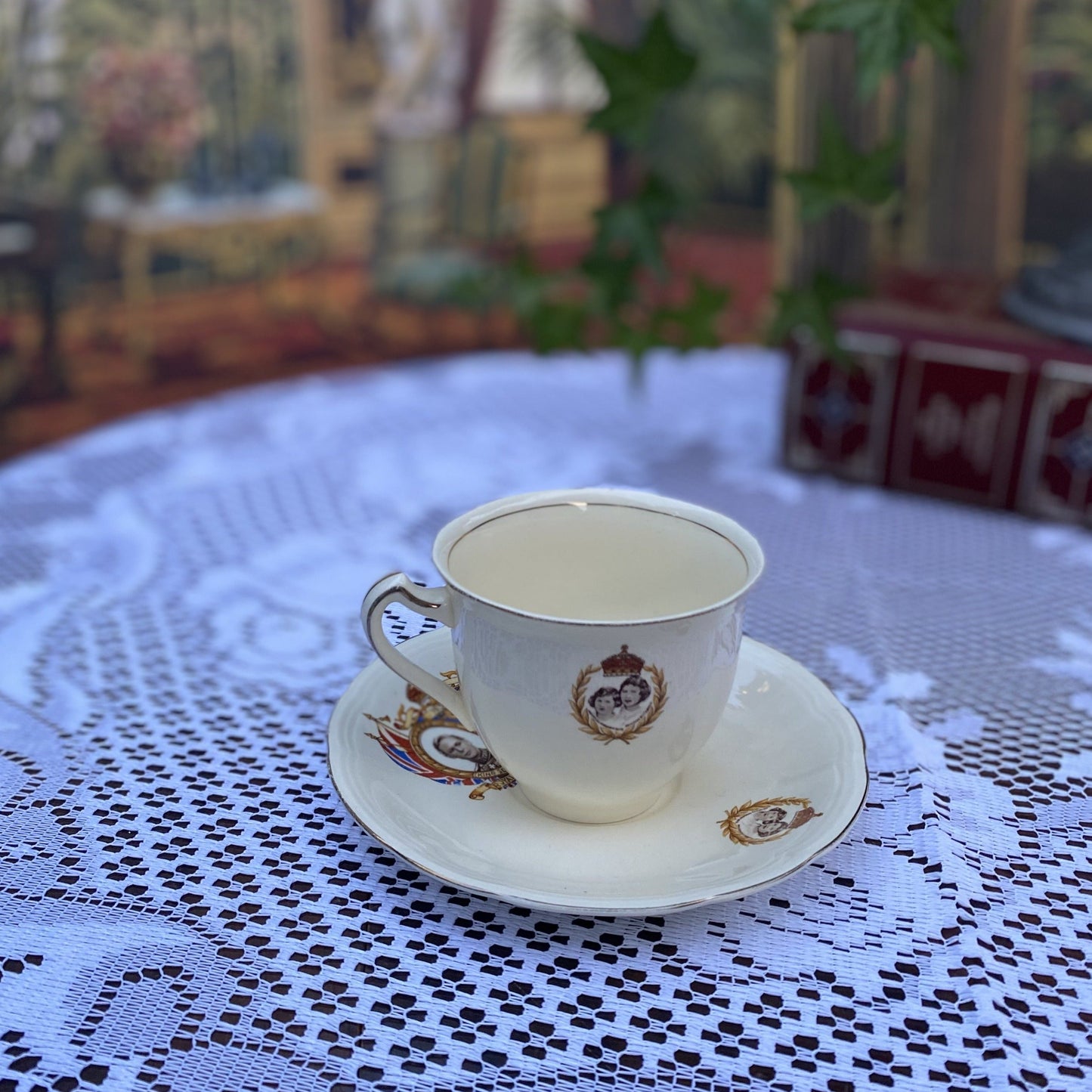 Alfred Meakin England Royal Visit Porcelain Teacup and Saucer