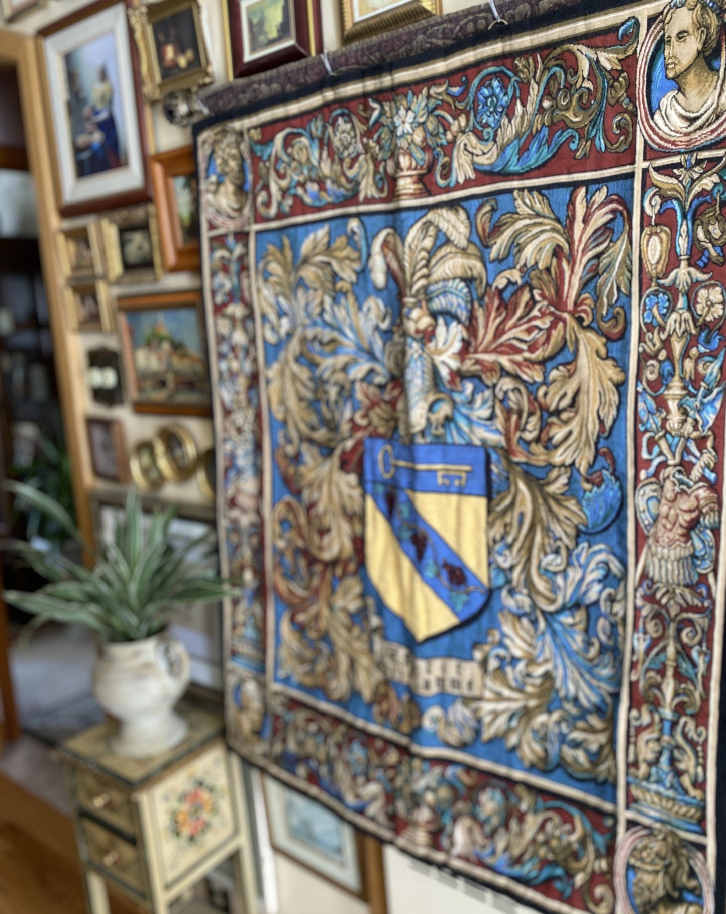 Medieval Coat of Arms Tapestry ( Esprit d'oriflammme )