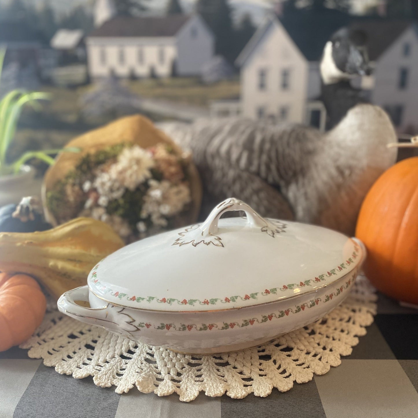 Wood & Sons England, Porcelain Vegetable Dish