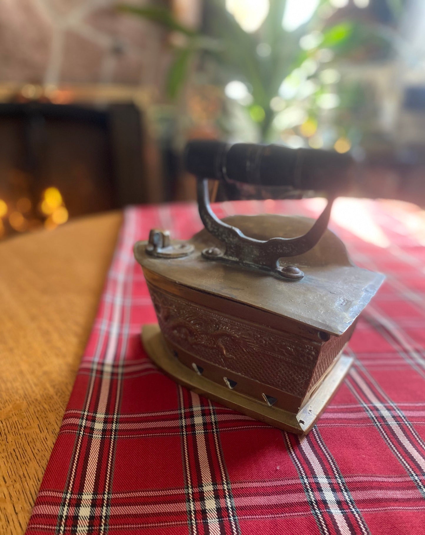 Antique Chinese Bronze Coal Iron