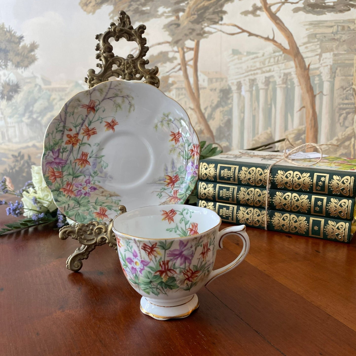 Royal Albert Bone China England Teacup & Saucer